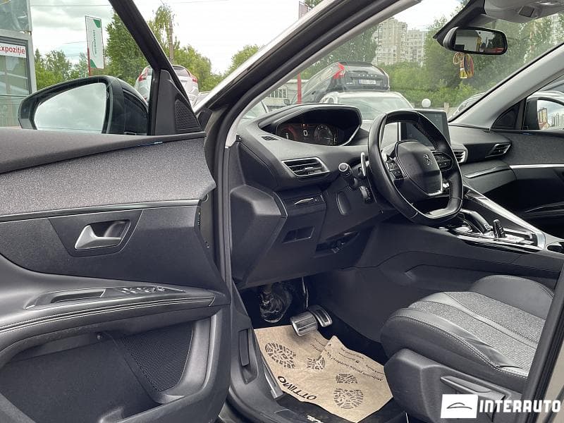 2017 Peugeot 3008 — Miniatură 7
