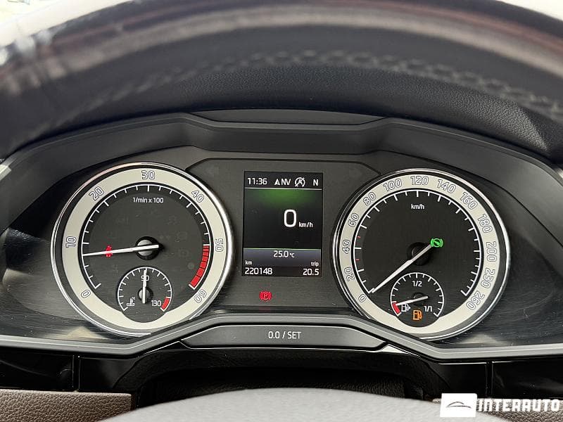 Skoda Superb 2018 — Миниатюра 9