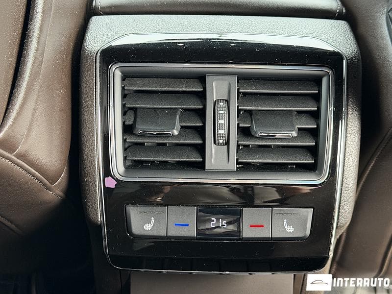 Skoda Superb 2018 — Миниатюра 15