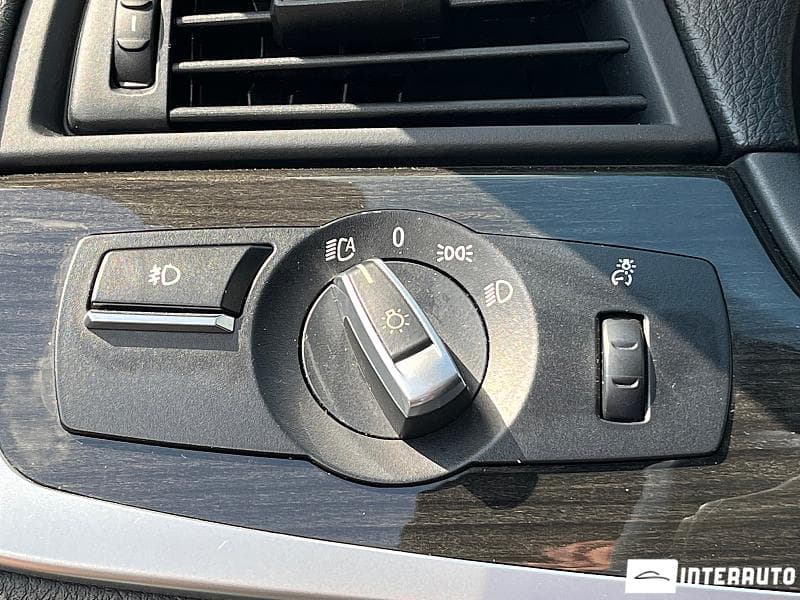 2010 BMW 535 — Miniatură 18