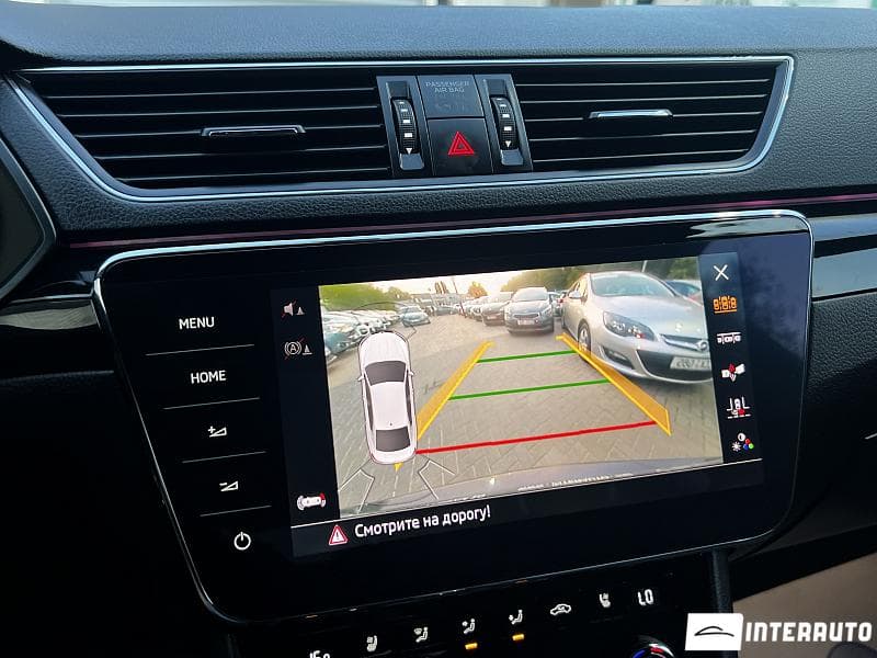 2018 Skoda Superb — Miniatură 10