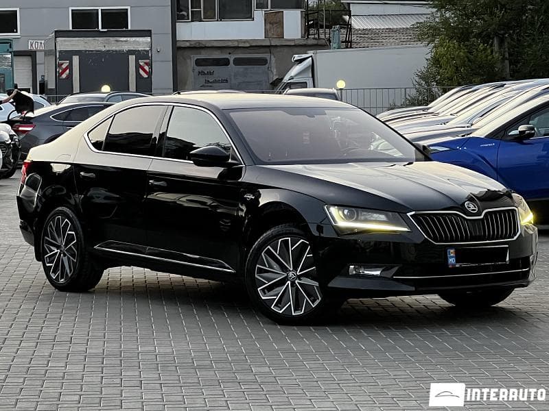2018 Skoda Superb — Miniatură 2