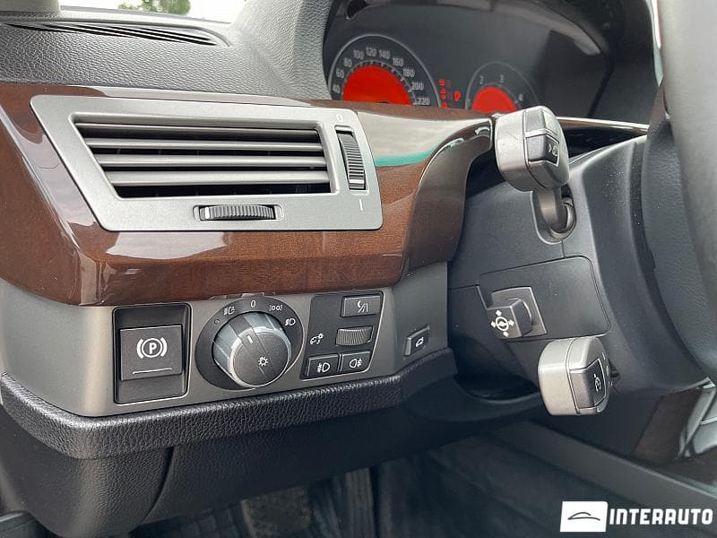 BMW 730 2007 — Миниатюра 14