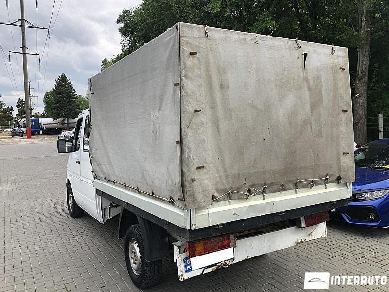 2005 Mercedes Sprinter — Miniatură 4