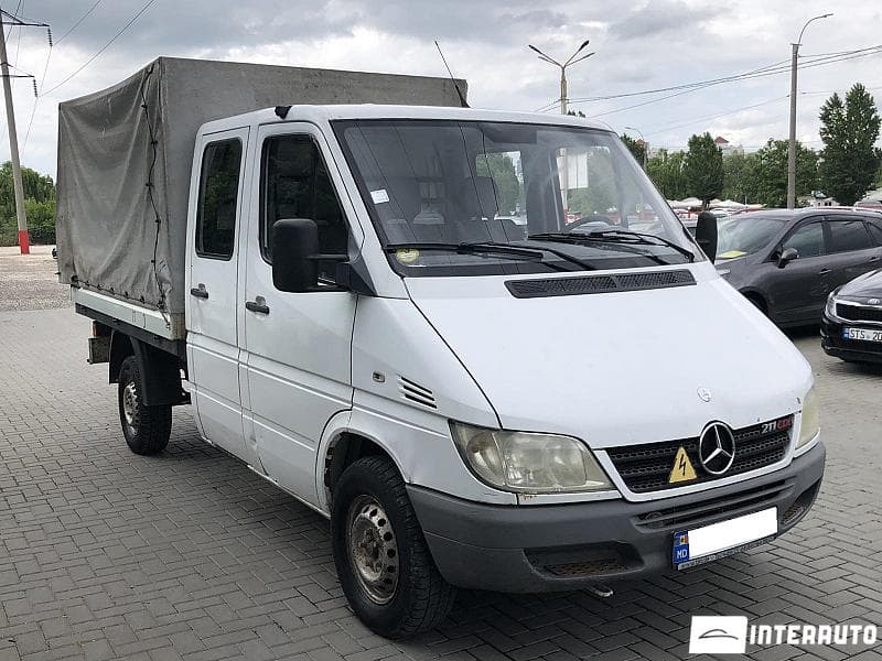 2005 Mercedes Sprinter — Miniatură 3