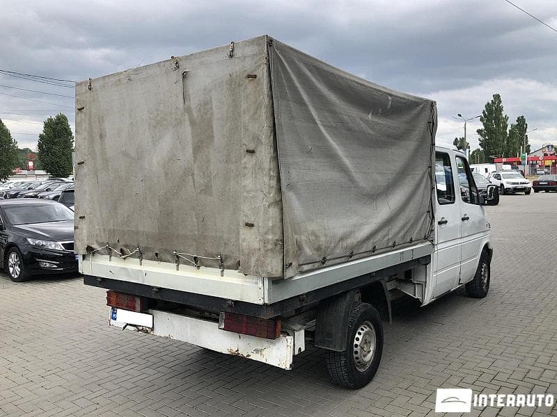 2005 Mercedes Sprinter — Miniatură 2
