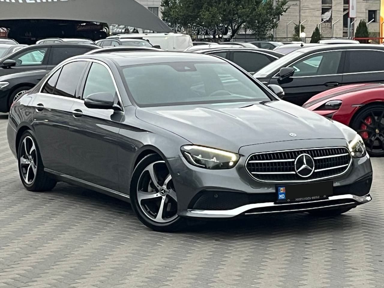 Mercedes E 220 2020 — Миниатюра 3