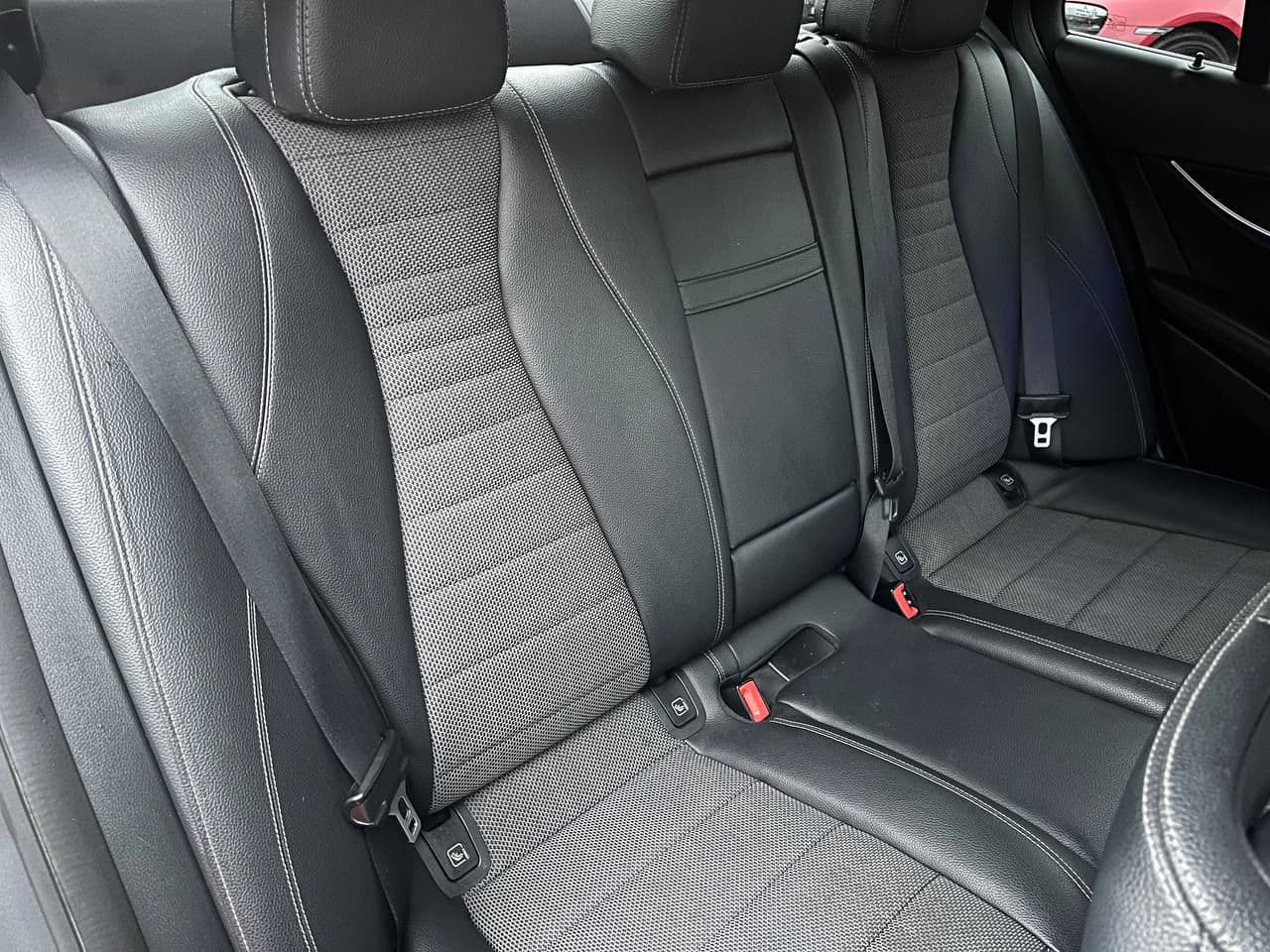 Mercedes E 220 2020 — Миниатюра 18