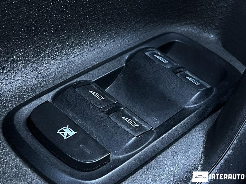 Ford Fiesta 2017 — Миниатюра 6