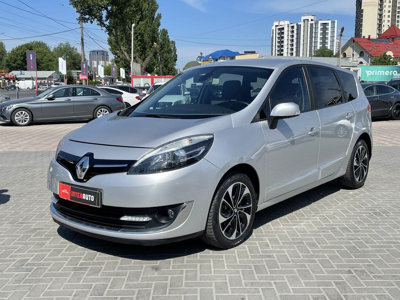 Renault Grand Scenic 2013 — Миниатюра 3