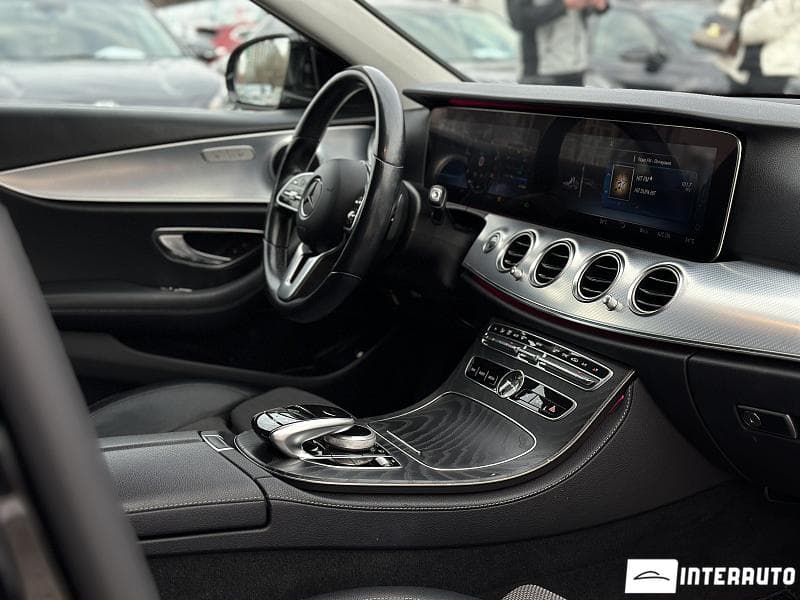 Mercedes E 200 2019 — Миниатюра 18