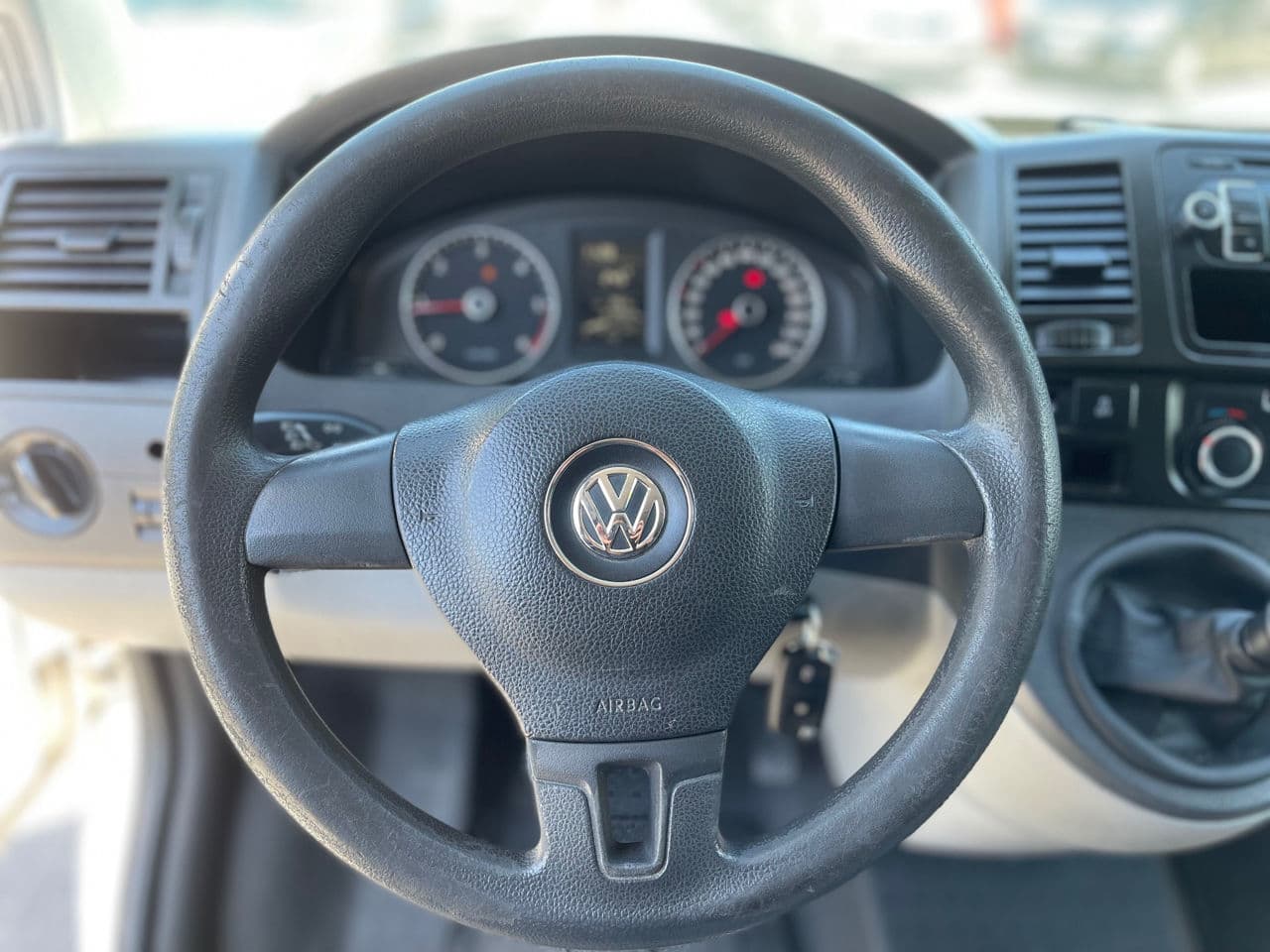 Volkswagen Transporter 2011 — Миниатюра 8