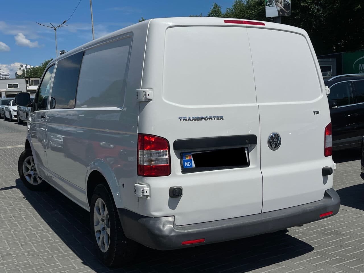 Volkswagen Transporter 2011 — Миниатюра 2
