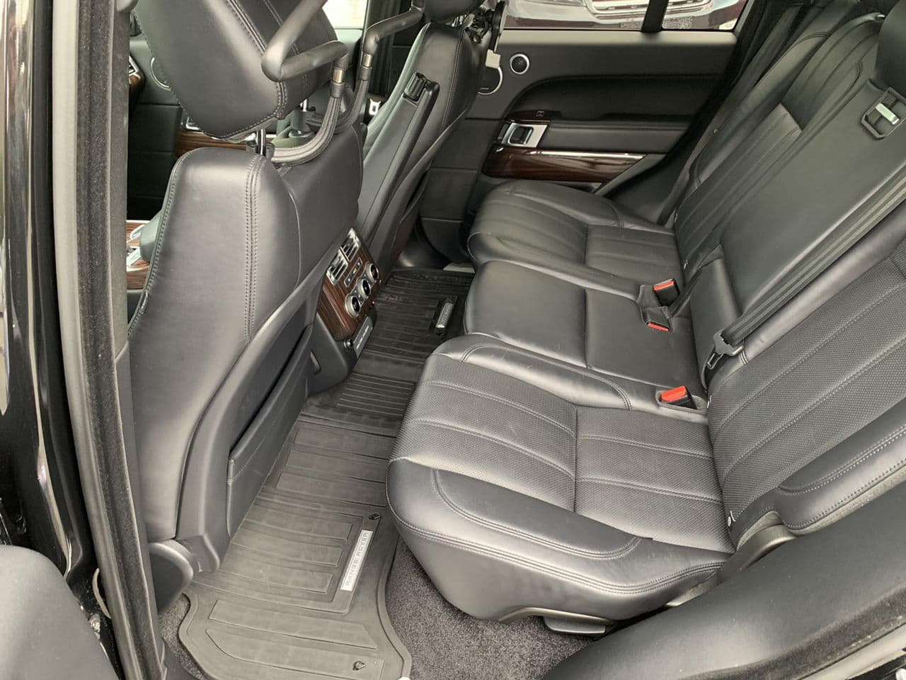 Land Rover Range Rover Vogue 2016 — Миниатюра 19