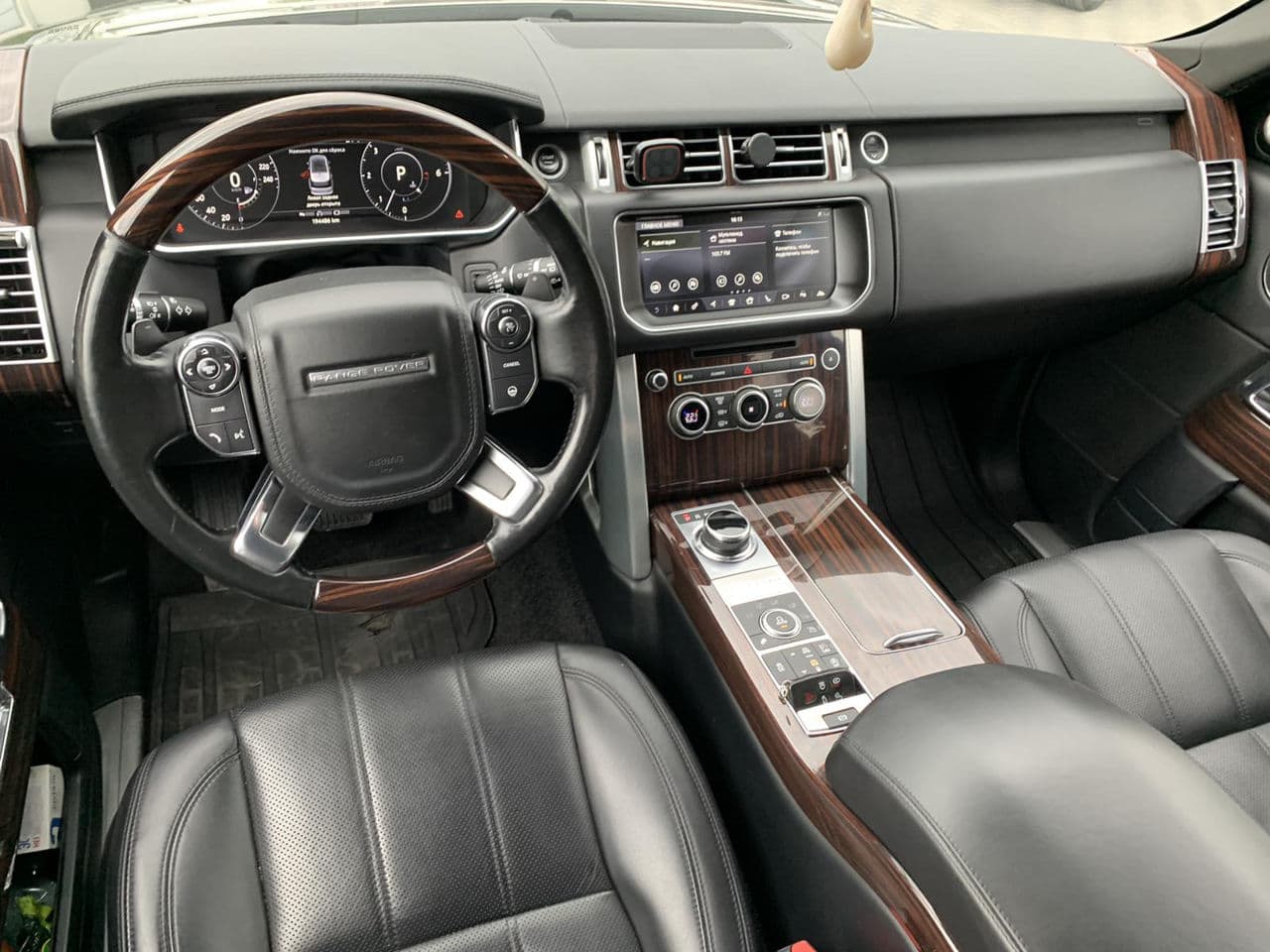 Land Rover Range Rover Vogue 2016 — Миниатюра 8