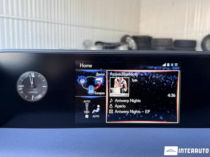 Lexus UX 250h 2019 — Миниатюра 10
