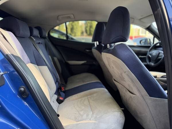 2019 Lexus UX 250h — Miniatură 20
