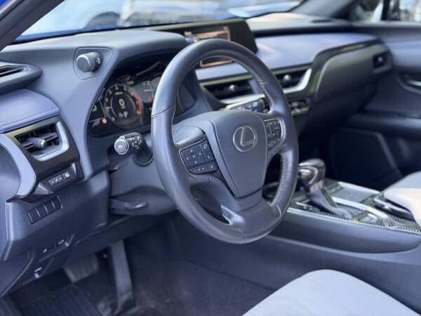 2019 Lexus UX 250h — Miniatură 6