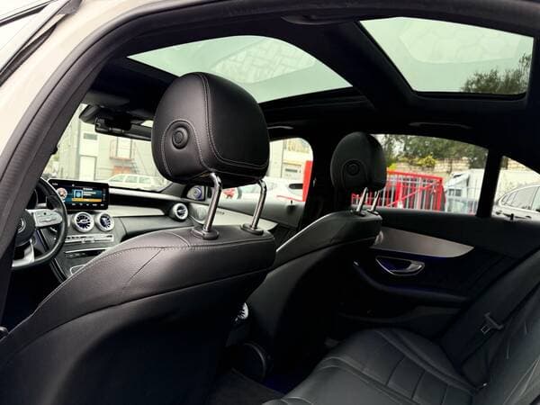 Mercedes C 300 2018 — Миниатюра 18