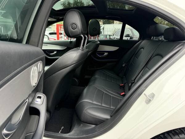 Mercedes C 300 2018 — Миниатюра 16