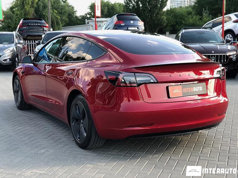 2018 Tesla Model 3 — Miniatură 2
