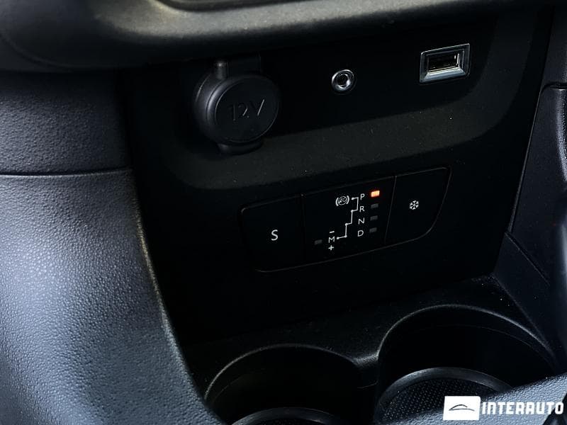 Citroen C3 2018 — Миниатюра 14