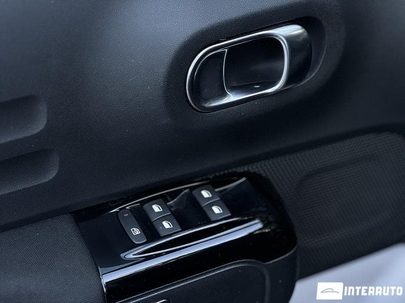 Citroen C3 2018 — Миниатюра 16