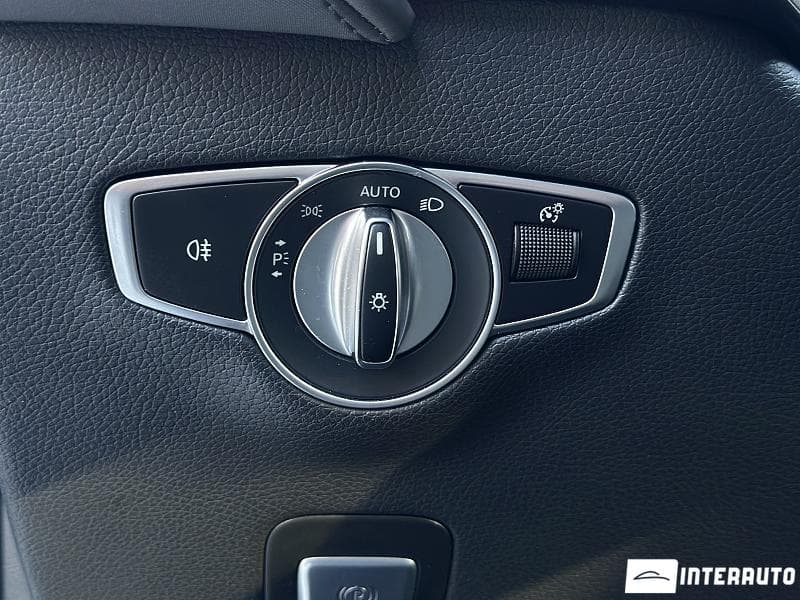 Mercedes EQC 400 2019 — Миниатюра 12