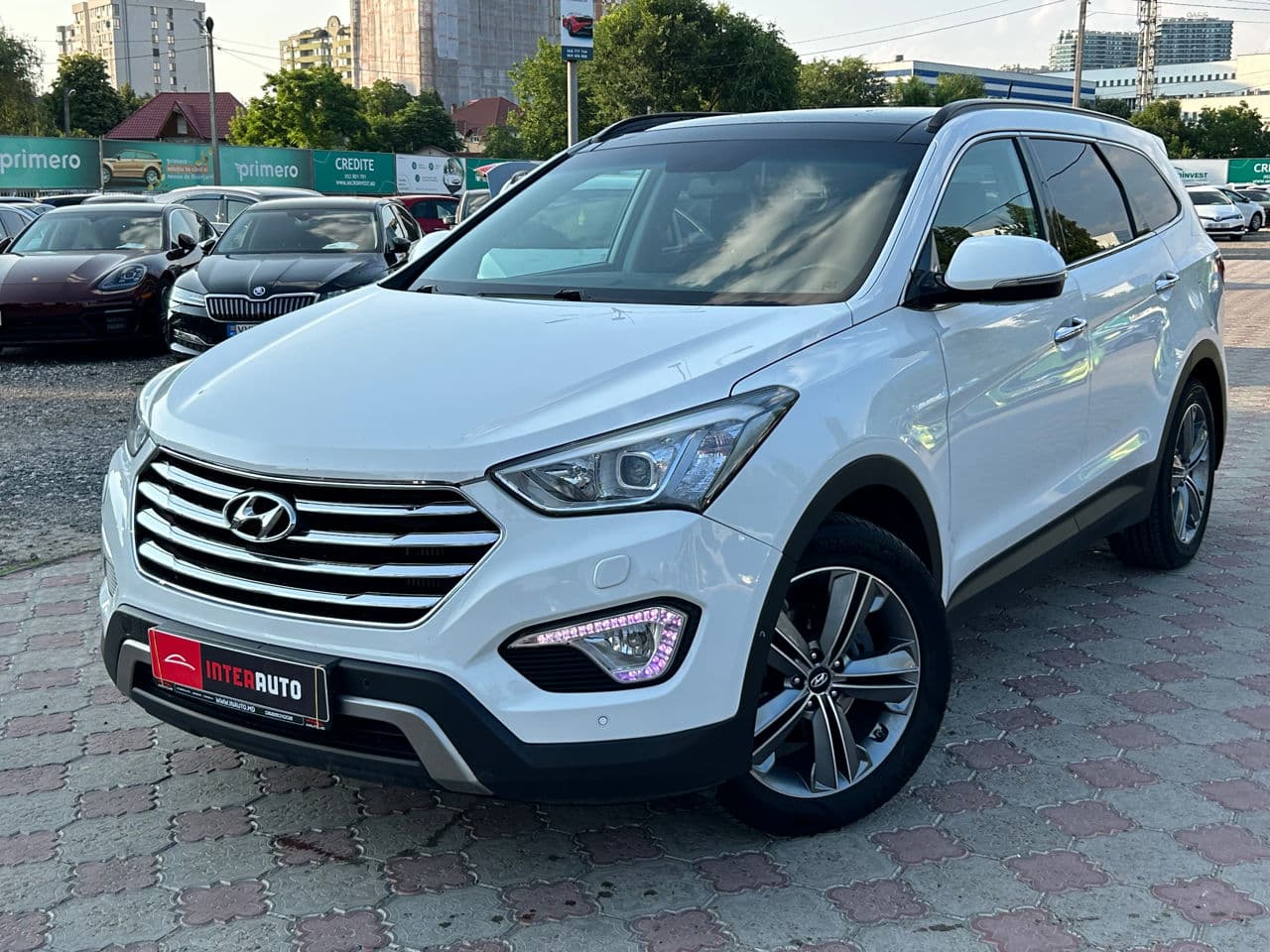 Hyundai Grand Santa Fe