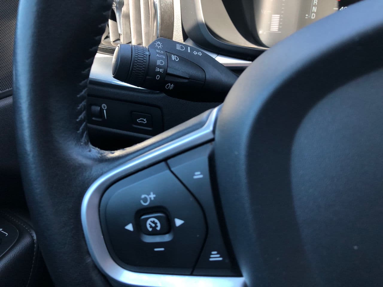 2018 Volvo XC 60 — Miniatură 8