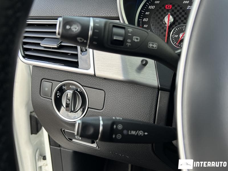 2015 Mercedes GLE 250 — Miniatură 10