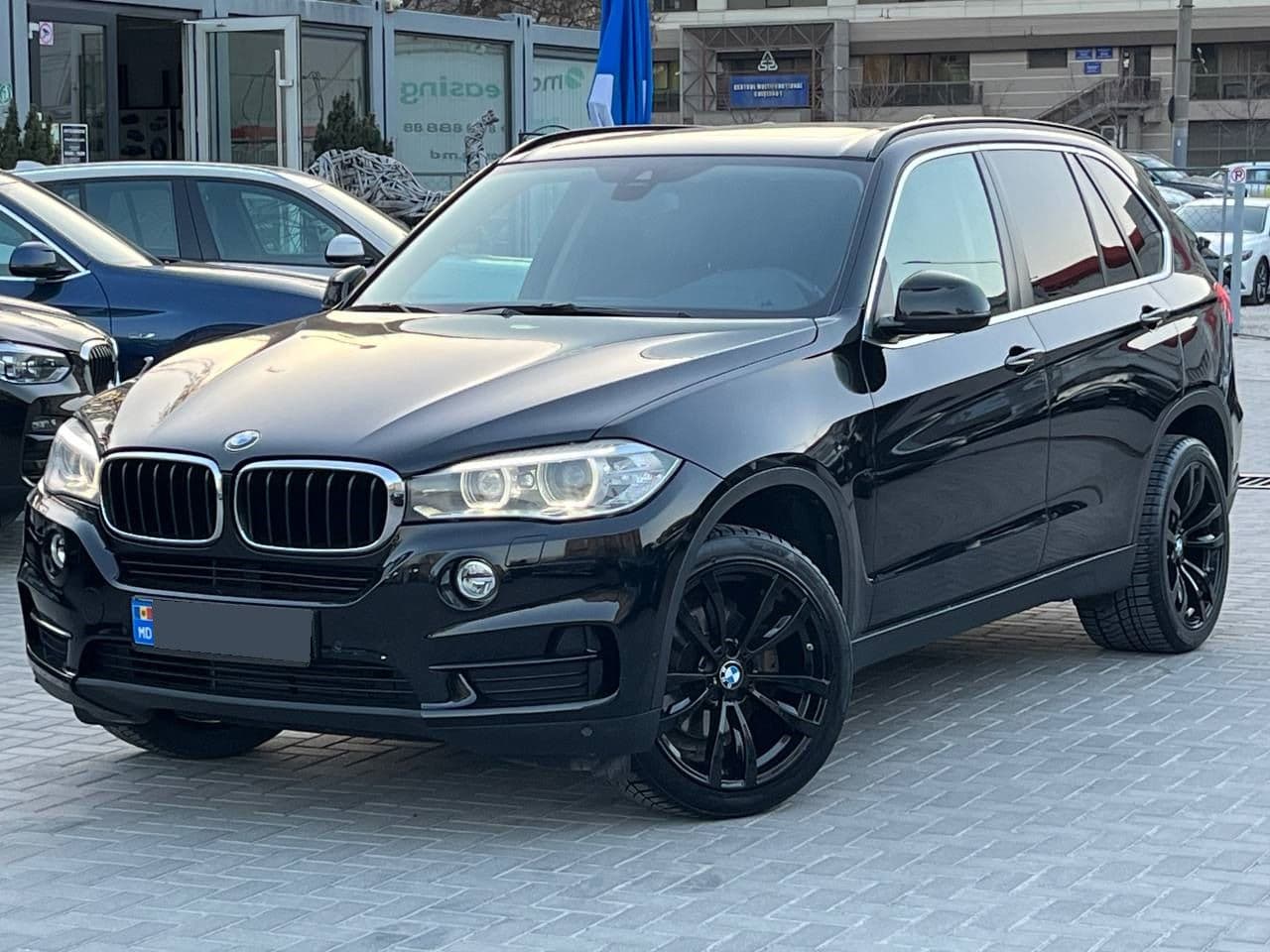 BMW X5 2.5D 2016 — Миниатюра 3