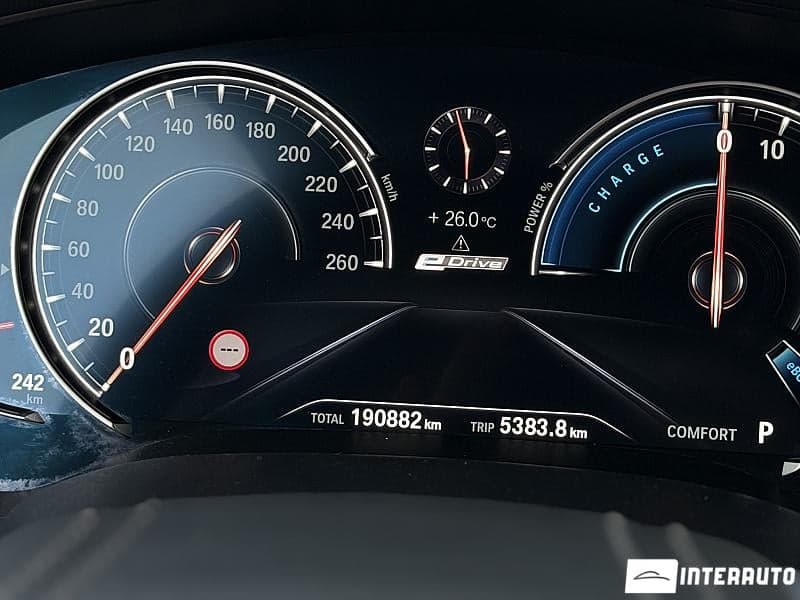 BMW 530e 2017 — Миниатюра 15