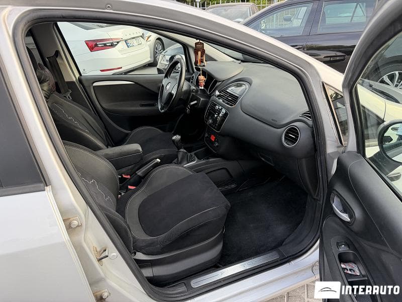 Fiat Punto 2012 — Миниатюра 7