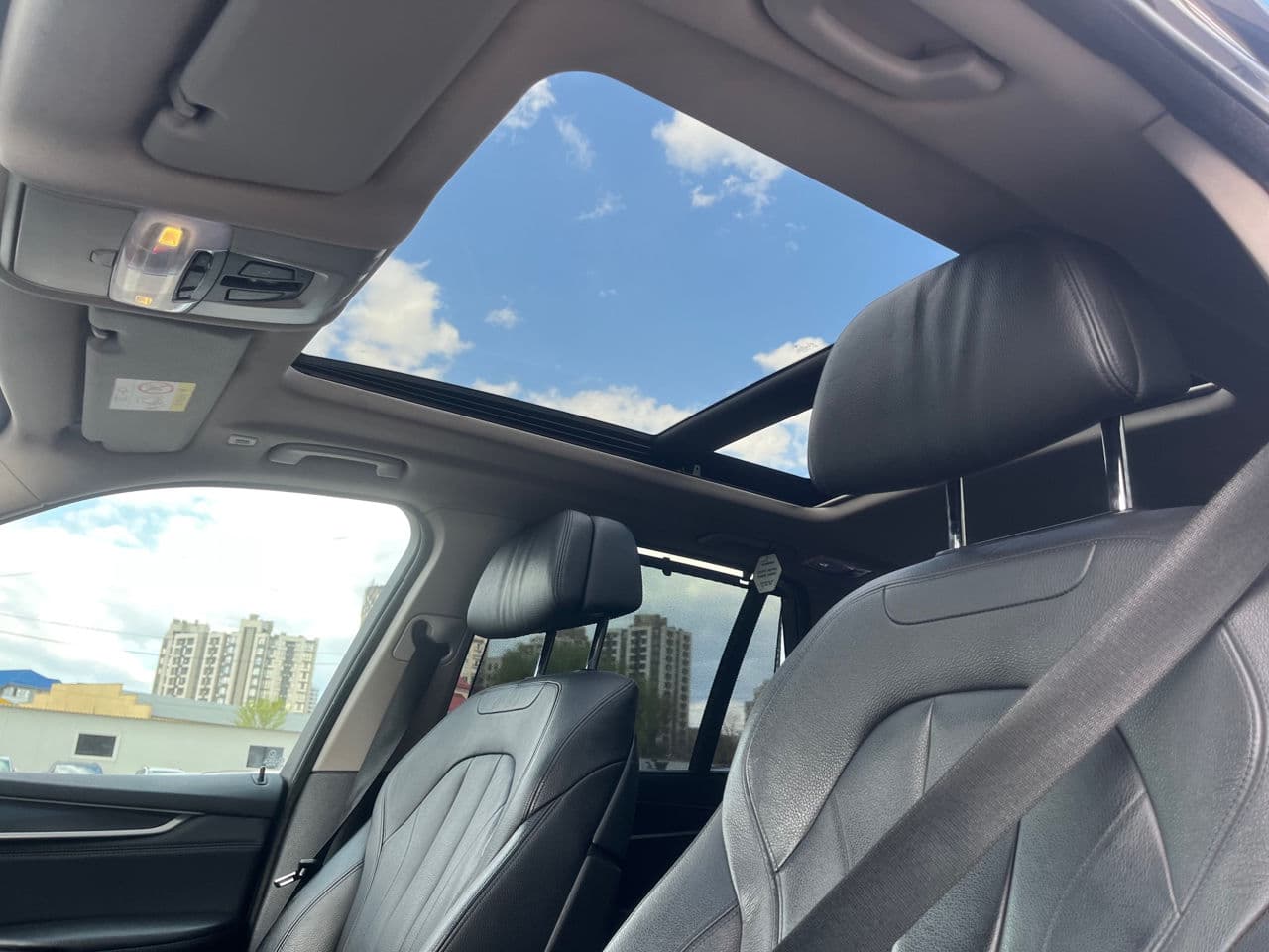 2015 BMW X5 4.0e — Miniatură 16
