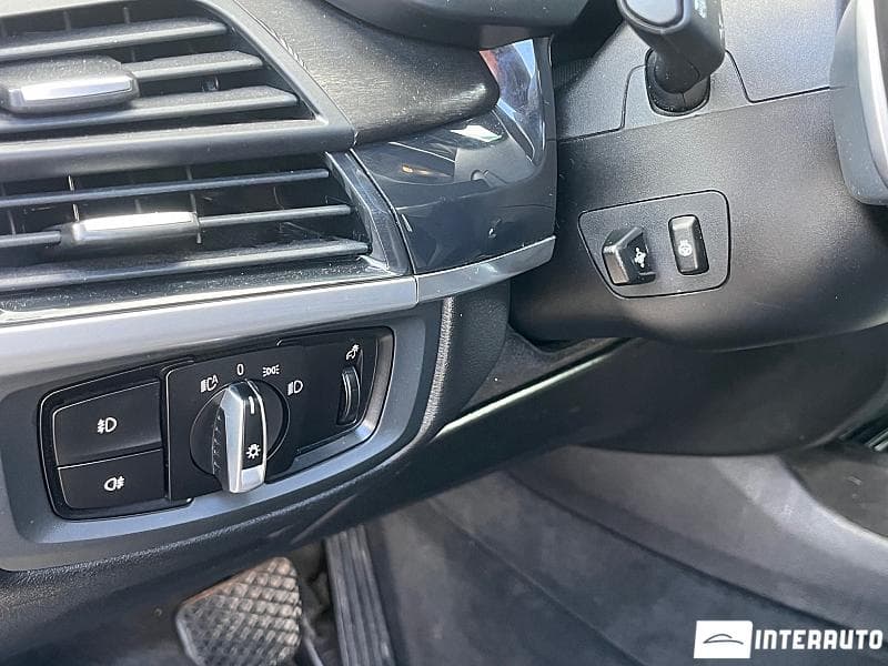 2015 BMW X5 4.0e — Miniatură 9