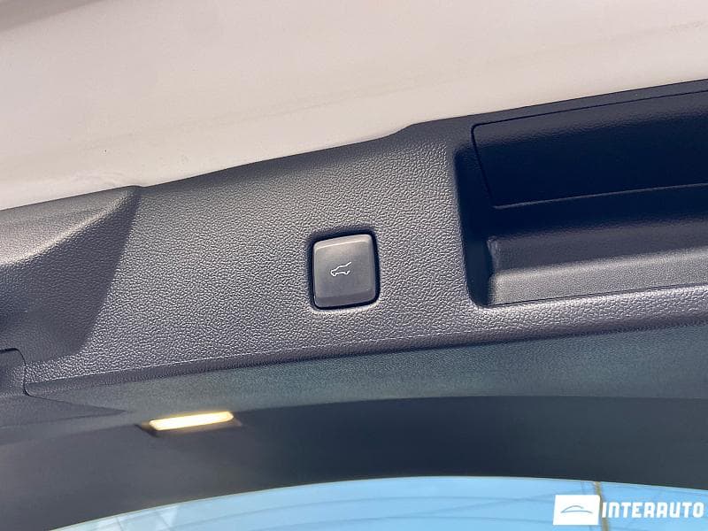 2021 Ford Escape — Miniatură 6
