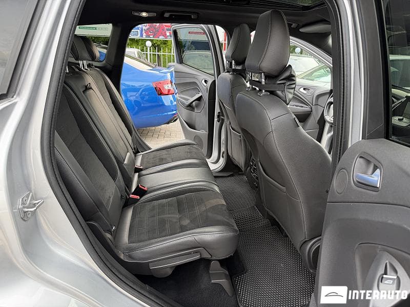 2017 Ford Kuga — Miniatură 8