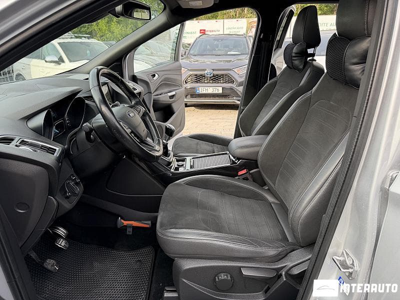 2017 Ford Kuga — Miniatură 5