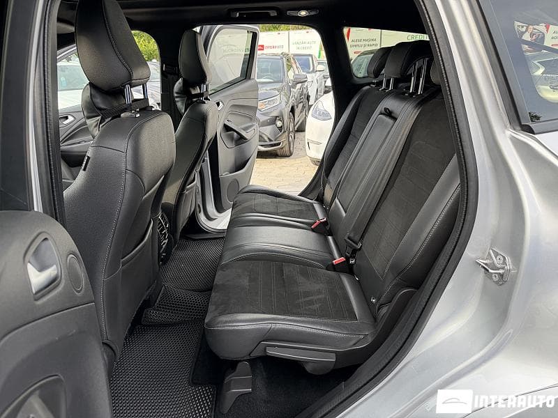 2017 Ford Kuga — Miniatură 7