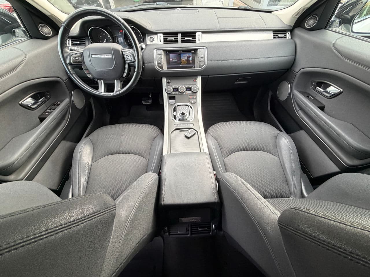 Land Rover Range Rover Evoque 2015 — Миниатюра 8