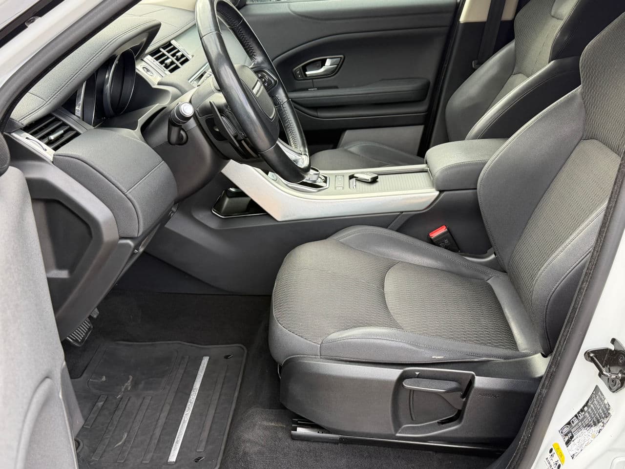 Land Rover Range Rover Evoque 2015 — Миниатюра 7