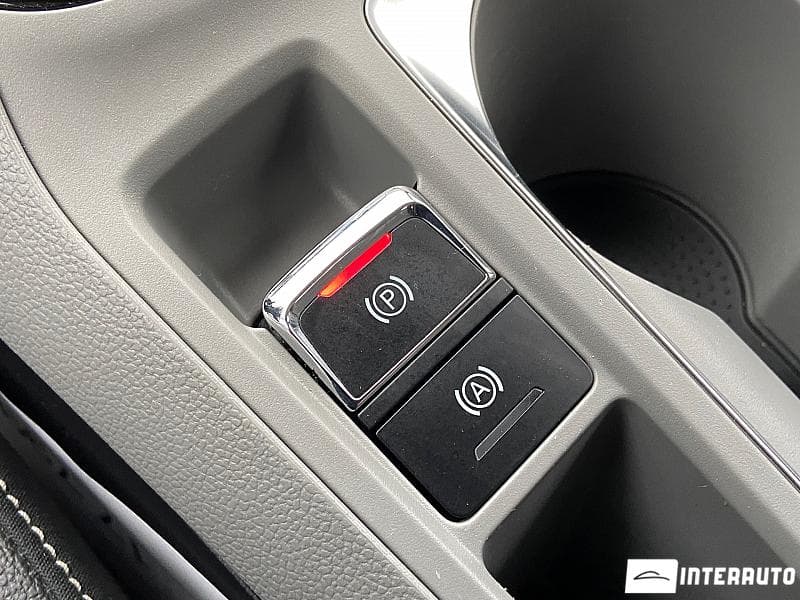 Roewe I5 2018 — Миниатюра 12