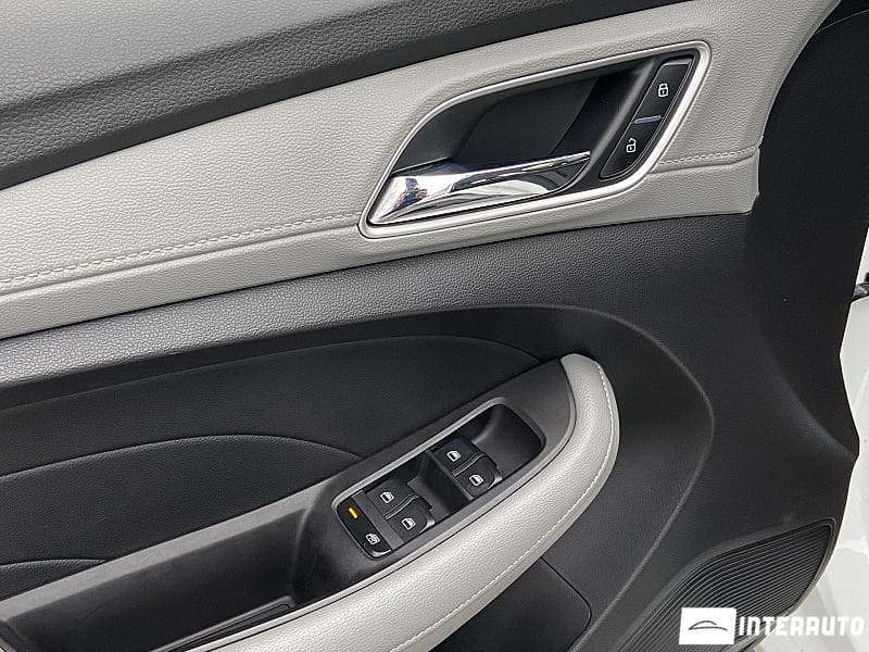 Roewe I5 2018 — Миниатюра 5