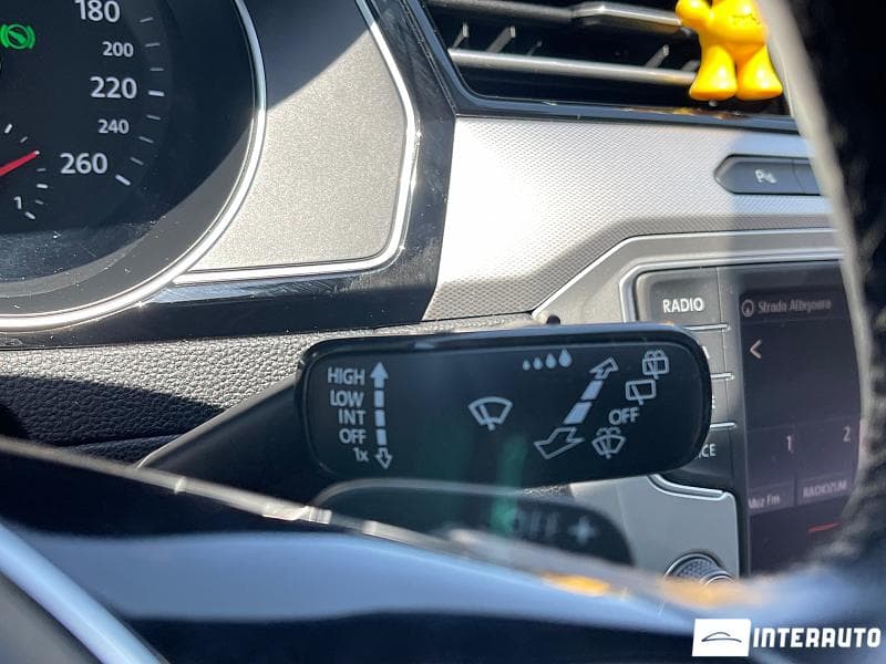 2016 Volkswagen Passat — Miniatură 13