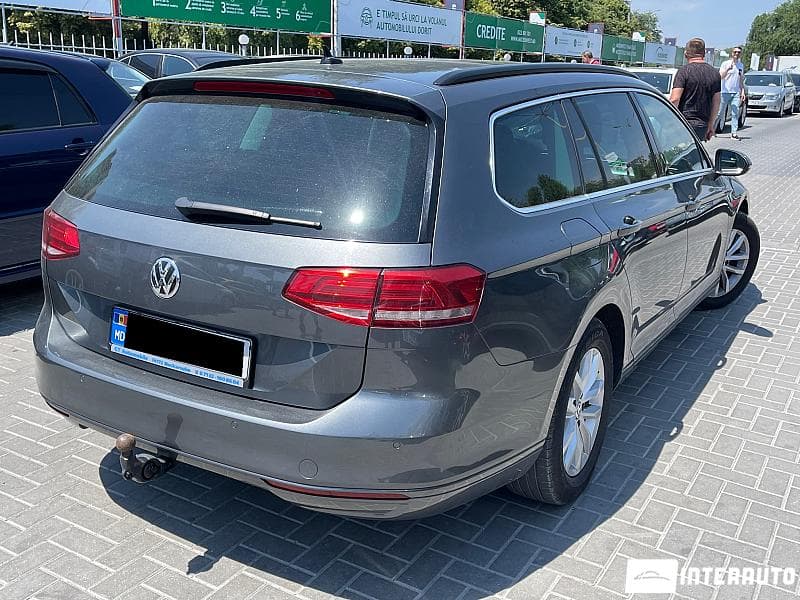 2016 Volkswagen Passat — Miniatură 3
