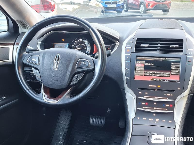 2015 Lincoln MKZ — Miniatură 10