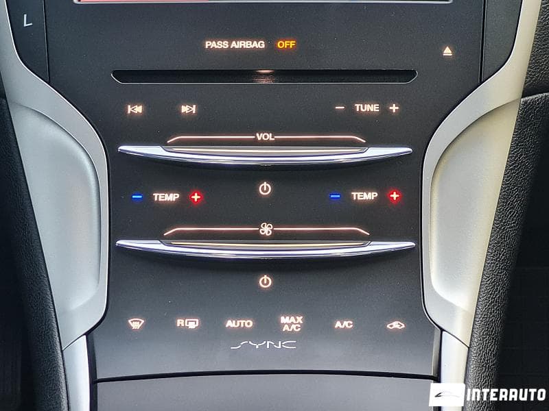 2015 Lincoln MKZ — Miniatură 15