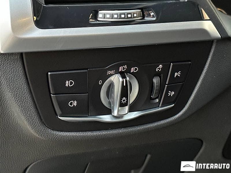BMW X3 2.0D 2018 — Миниатюра 16