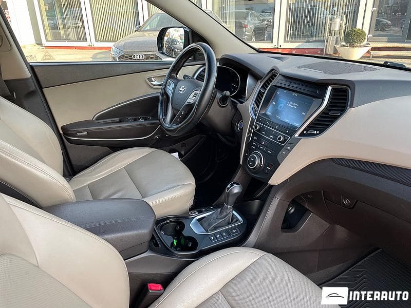 2016 Hyundai Santa Fe — Miniatură 10